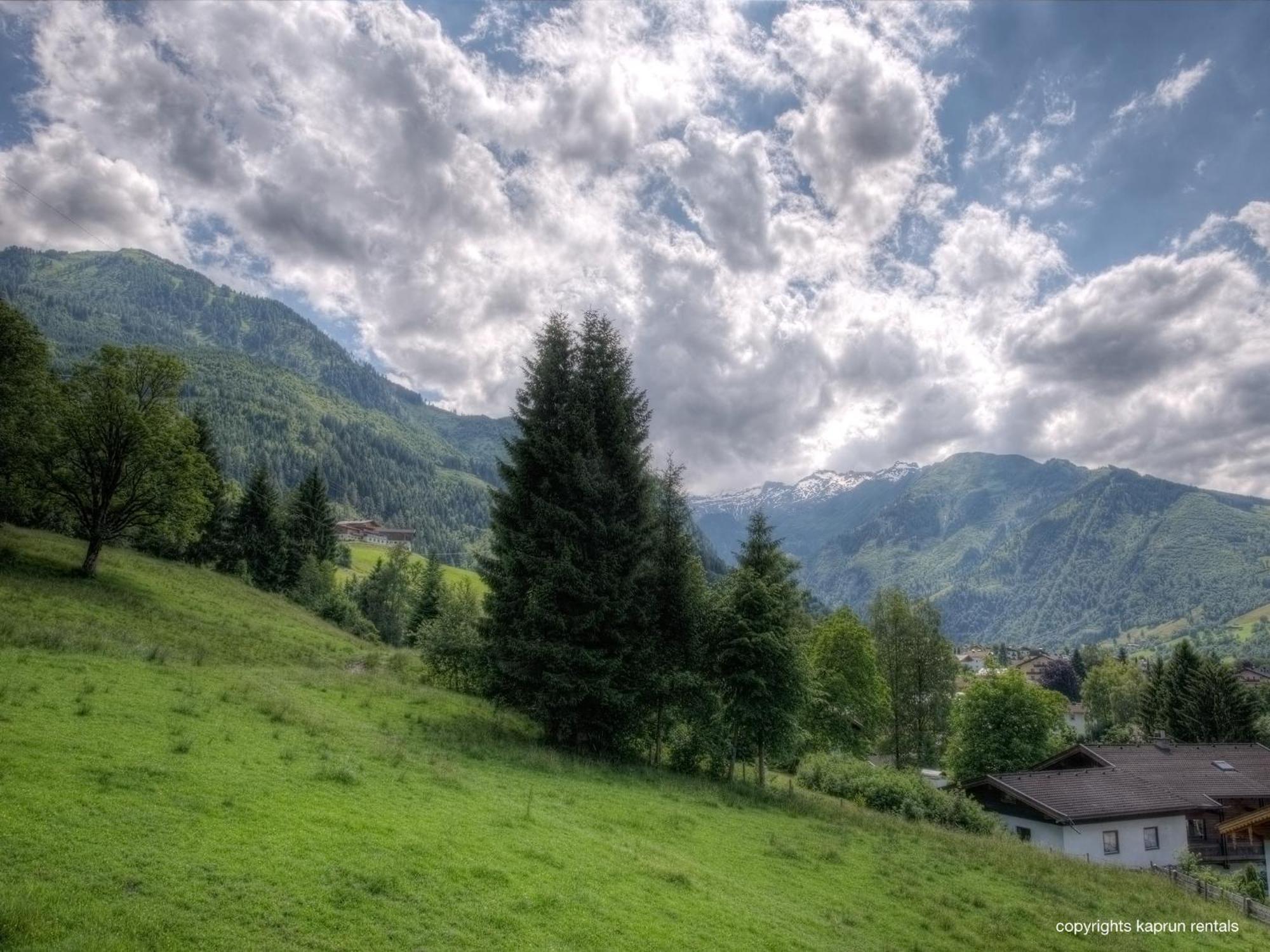 Residenz An Der Burg By Kaprun Rentals Ruang foto