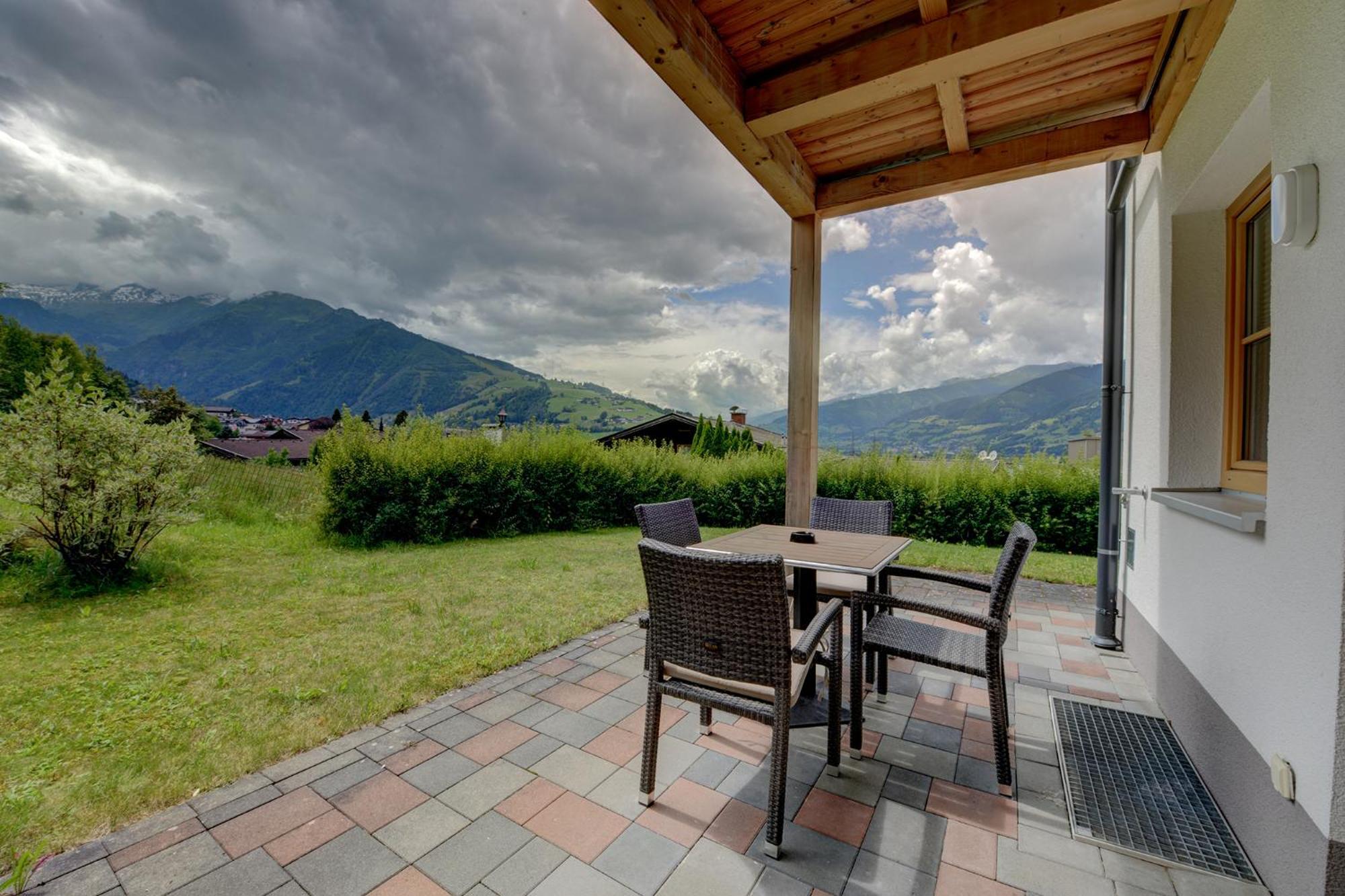 Residenz An Der Burg By Kaprun Rentals Bagian luar foto